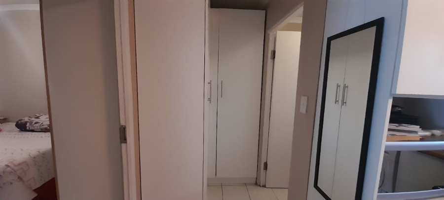 1 Bedroom Property for Sale in Maitland Western Cape